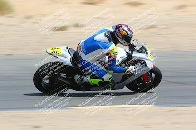 media/Mar-28-2022-Superbike Trackdays (Mon) [[b8603d0f67]]/Advanced Group (1pm-130pm)/Turn 9/